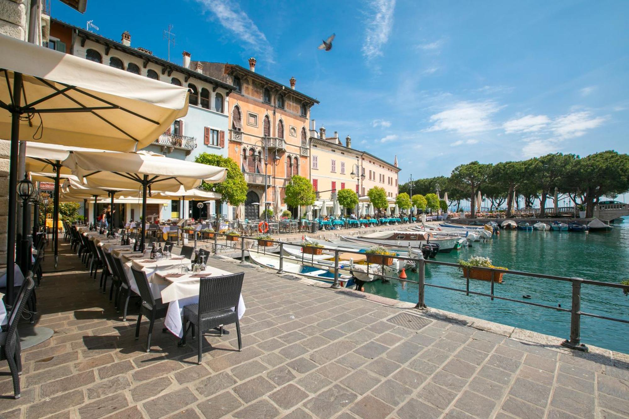 Almavite Wine Resort With Pool Desenzano del Garda Exterior foto