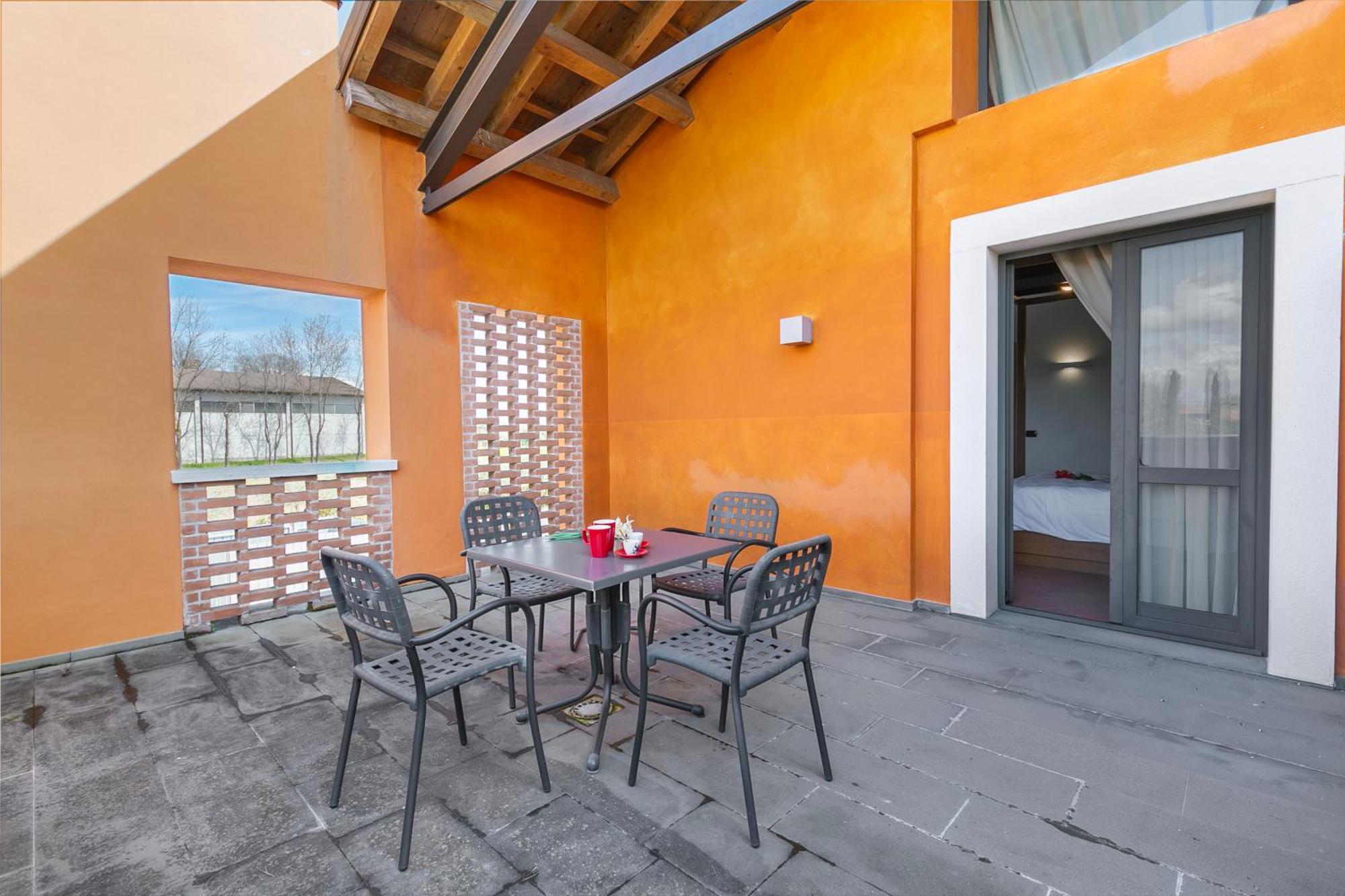 Almavite Wine Resort With Pool Desenzano del Garda Exterior foto